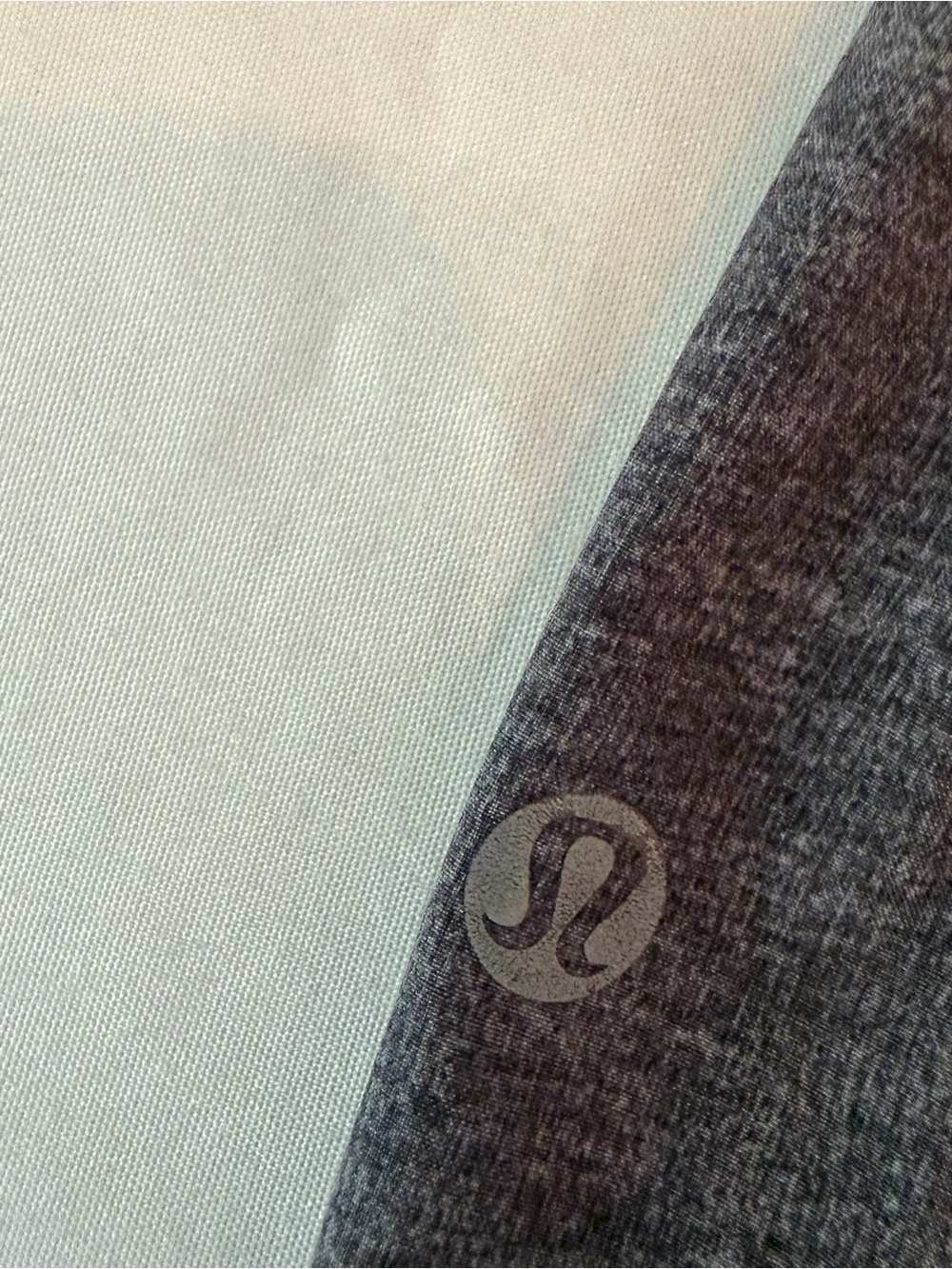 Lululemon Speed Up Shorts Gray Black 4” Inseam Running Athletic Size 10 - Picture 5 of 6